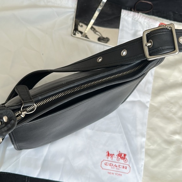 Vintage Coach Legacy Zip #9966 Black - Picture 11 of 14